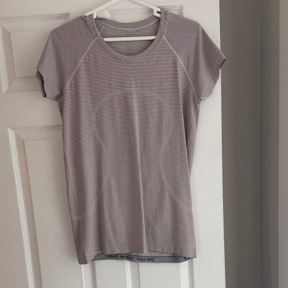 LULULEMON Swiftly Tech Tee